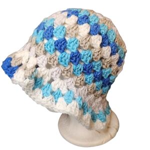 Granny Stitch Bucket Hat